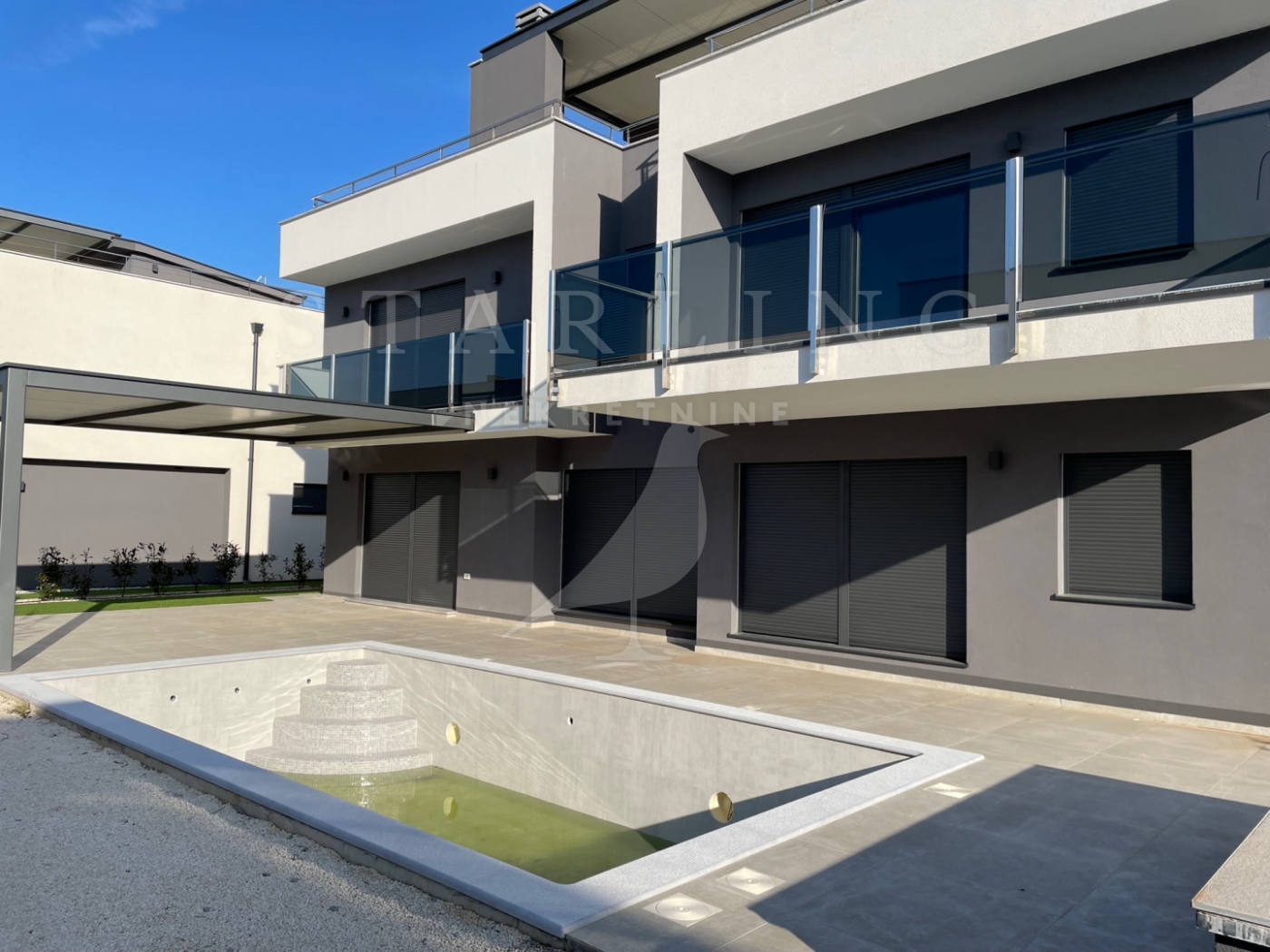 Квартира, 2368 м², 694 743$ — FAKTOR