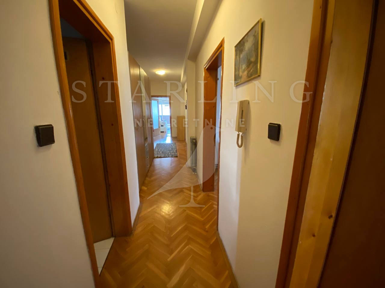 Квартира, 1357 м², 278 655$ — FAKTOR