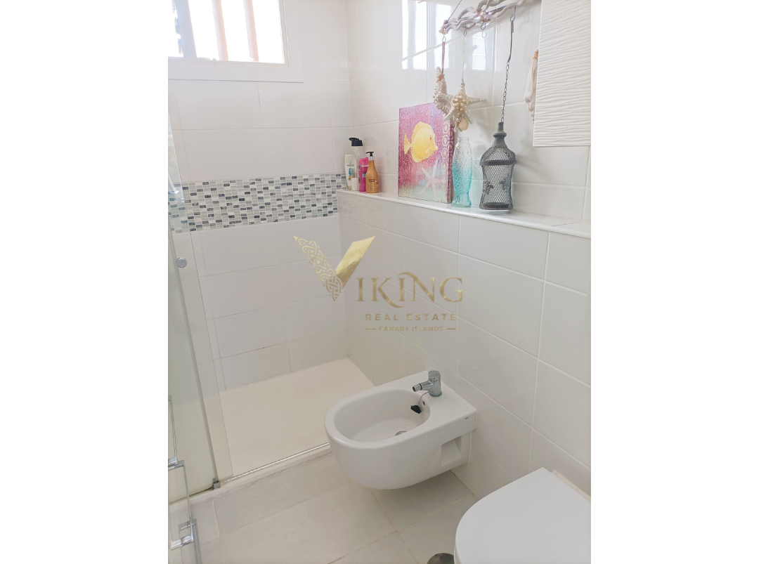 Квартира, 861 м², 295 000$ — FAKTOR