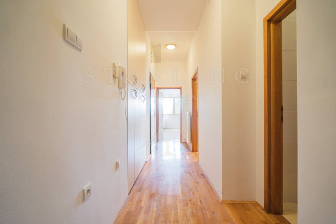 Квартира, 1131 м², 286 386$ — FAKTOR