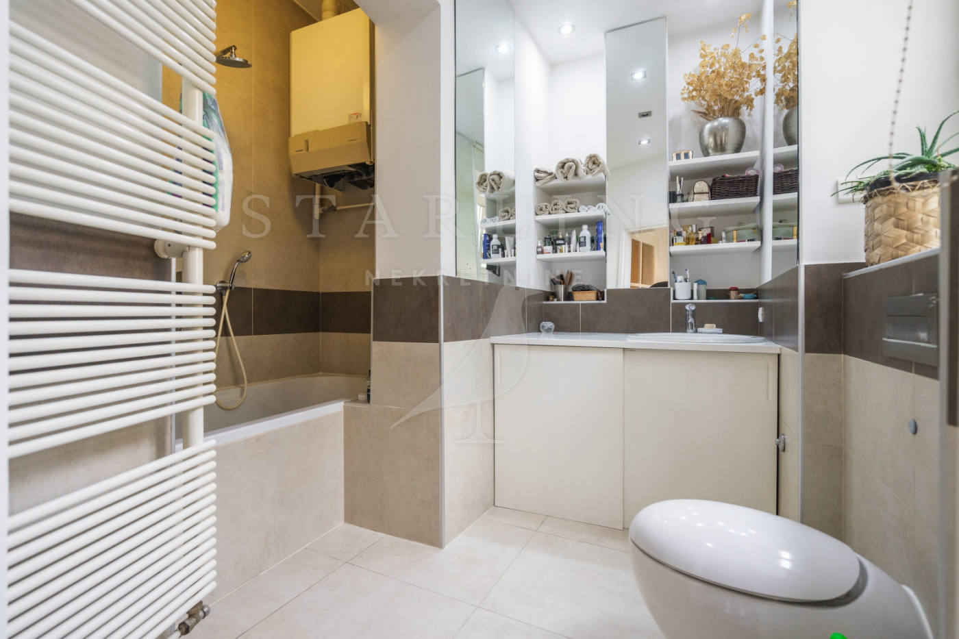 Квартира, 1120 м², 475 763$ — FAKTOR