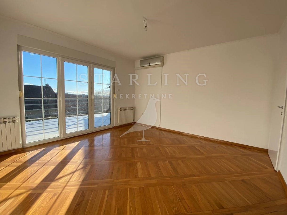 Квартира, 1206 м², 169 292$ — FAKTOR