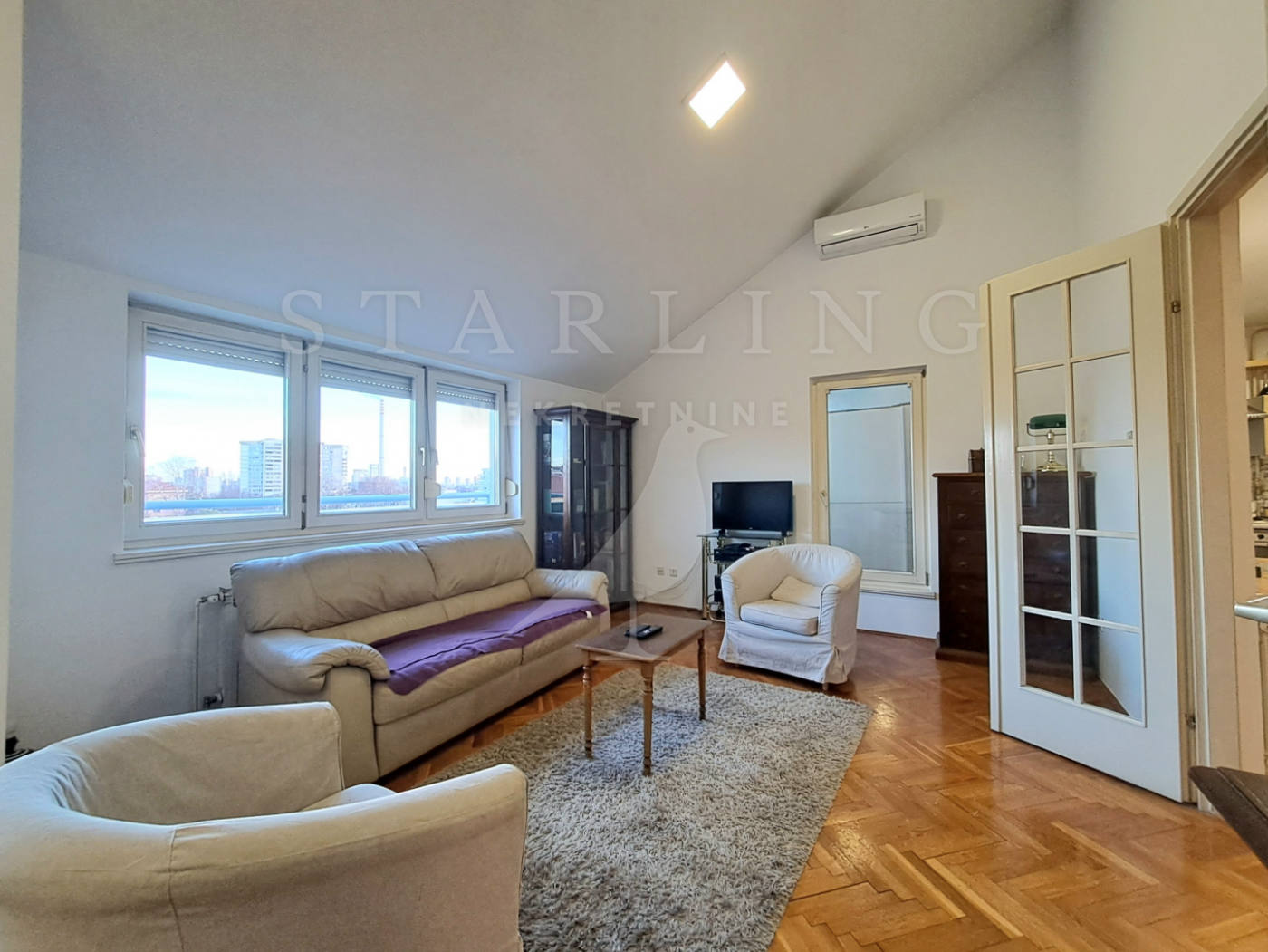 Квартира, 969 м², 267 400$ — FAKTOR