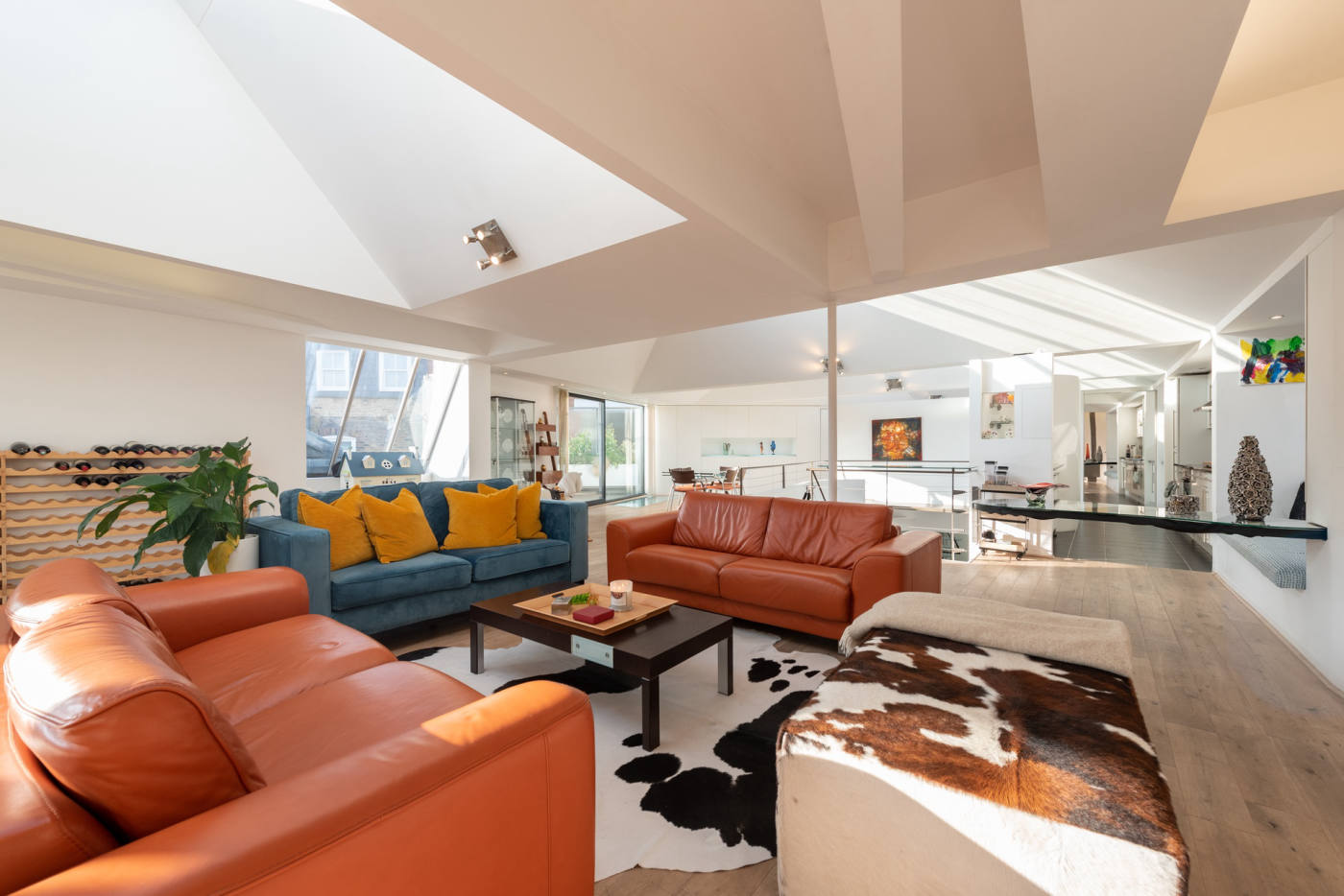 Квартира, 2325 м², 4 340 000$ — FAKTOR