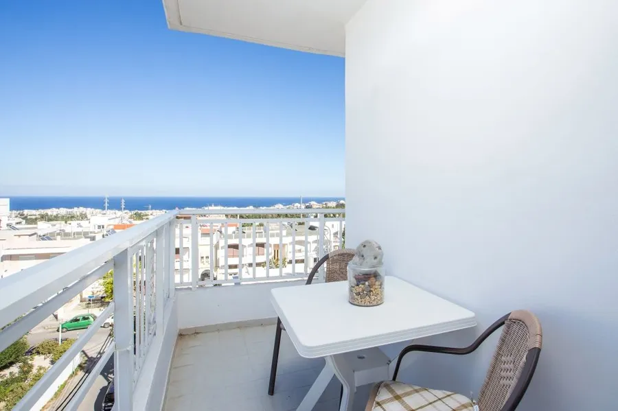 Квартира, 958 м², 148 500$ — FAKTOR