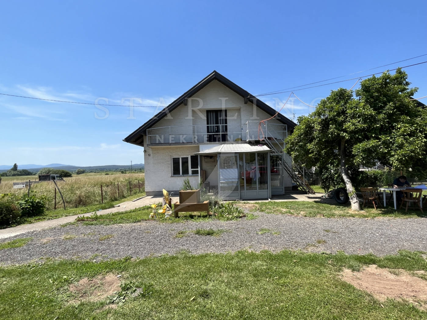 House, 936 m²