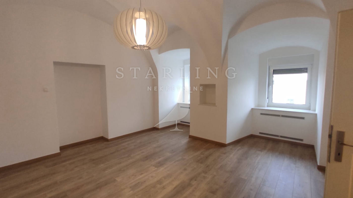 Квартира, 819 м², 298 865$ — FAKTOR