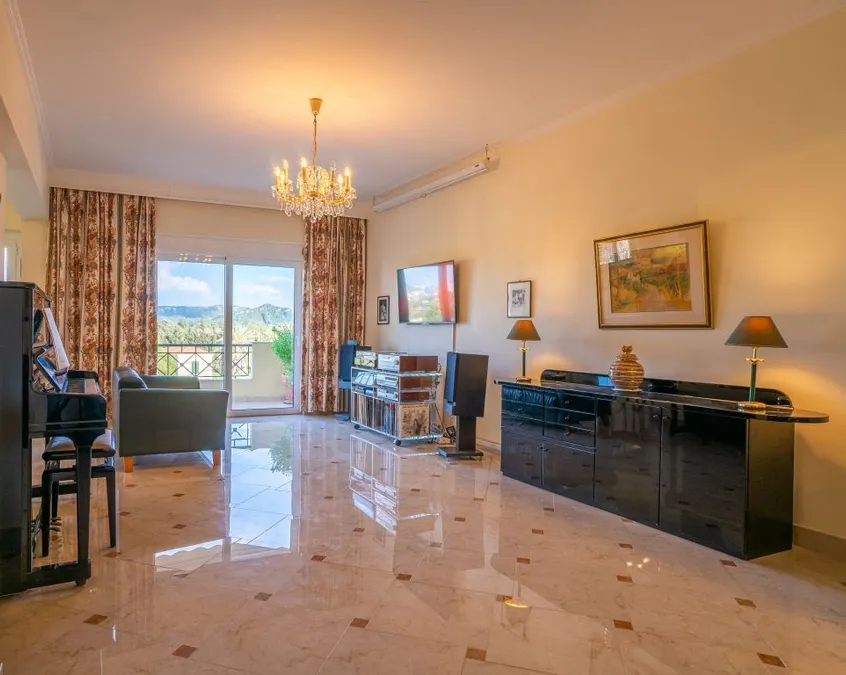 Квартира, 1152 м², 261 000$ — FAKTOR