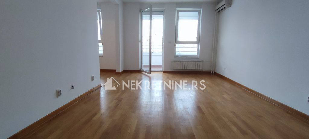 Квартира, 732 м², 239 376$ — FAKTOR