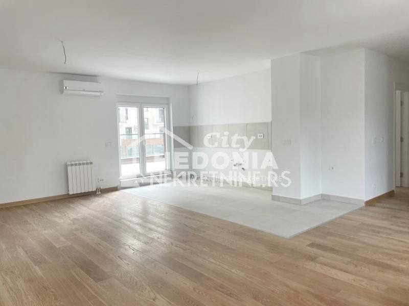 Квартира, 979 м², 266 840$ — FAKTOR