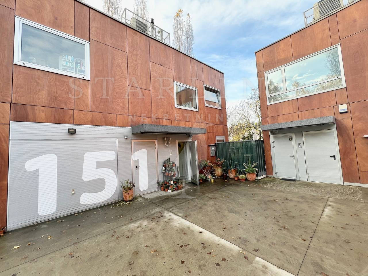 Квартира, 1023 м², 244 254$ — FAKTOR