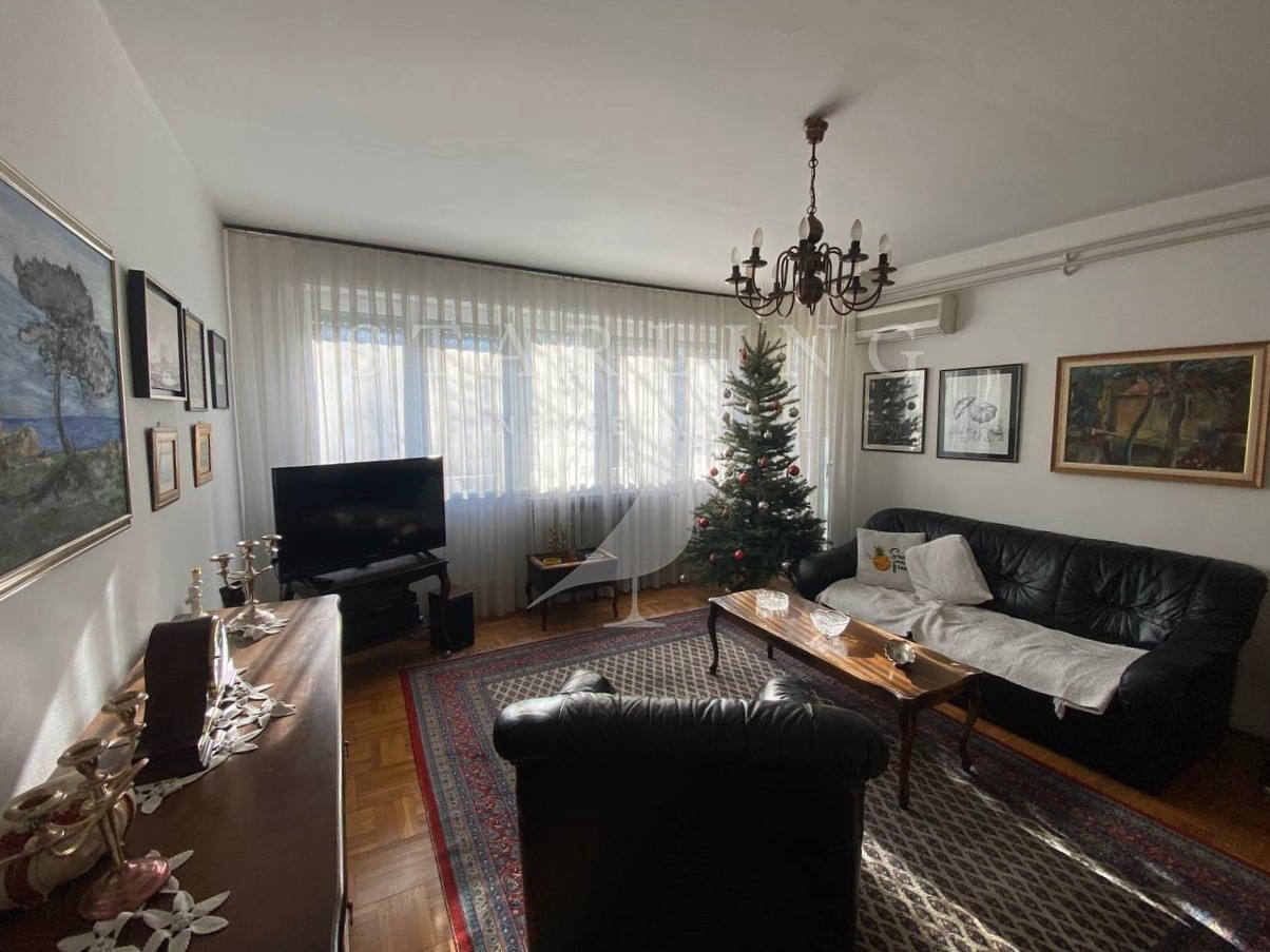 Квартира, 1088 м², 316 886$ — FAKTOR
