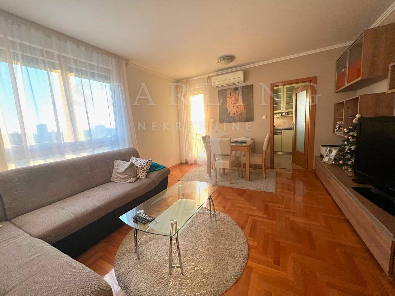 Квартира, 776 м², 262 579$ — FAKTOR