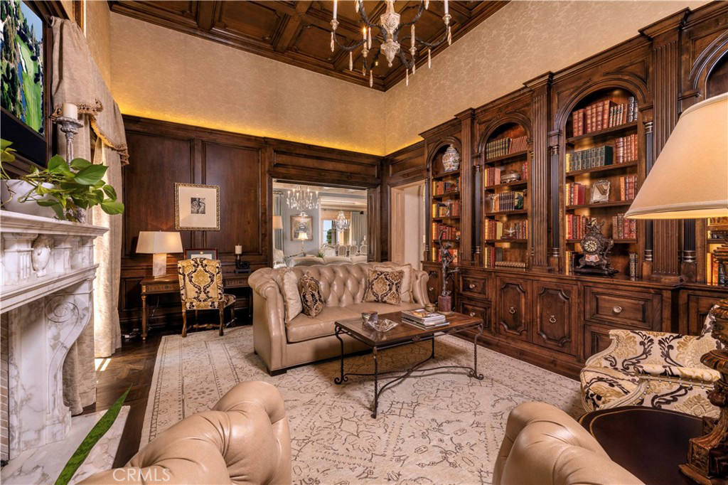 Квартира, 15000 м², 59 800 000$ — FAKTOR