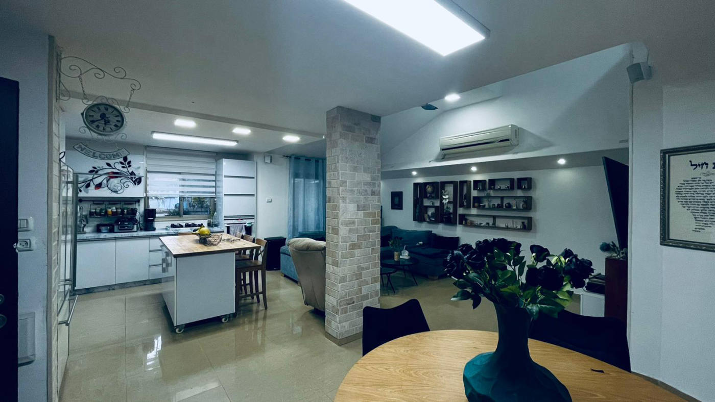 House, 1 506 m²