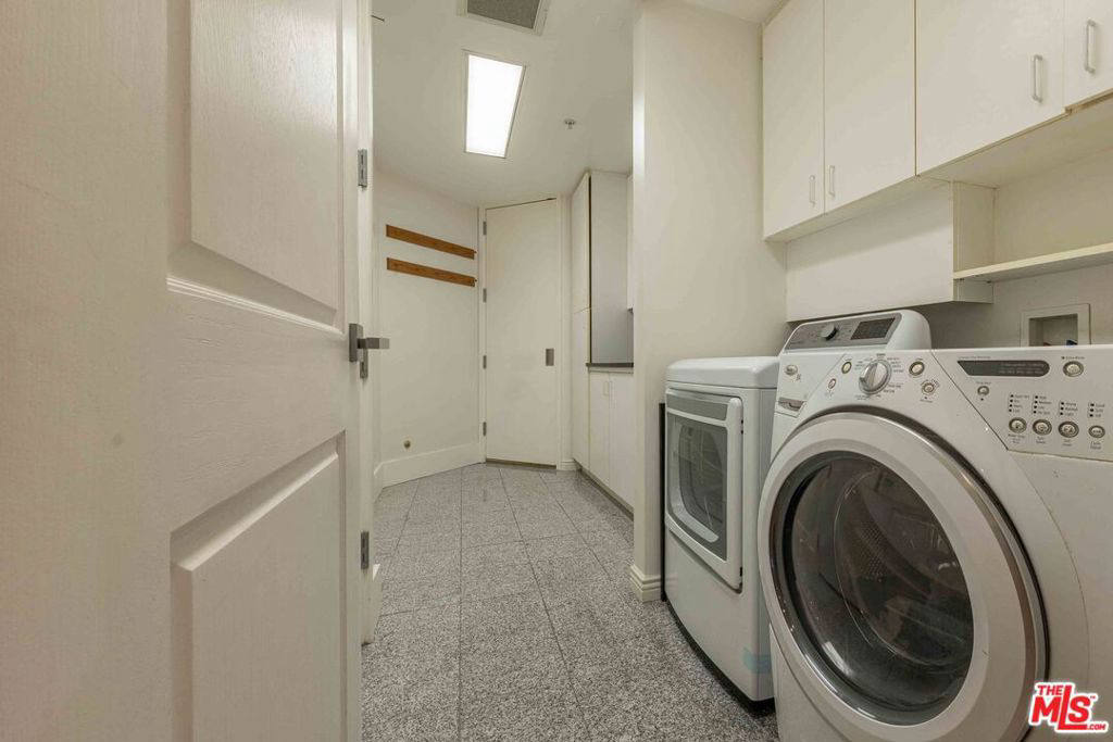 Квартира, 2776 м², 2 499 000$ — FAKTOR