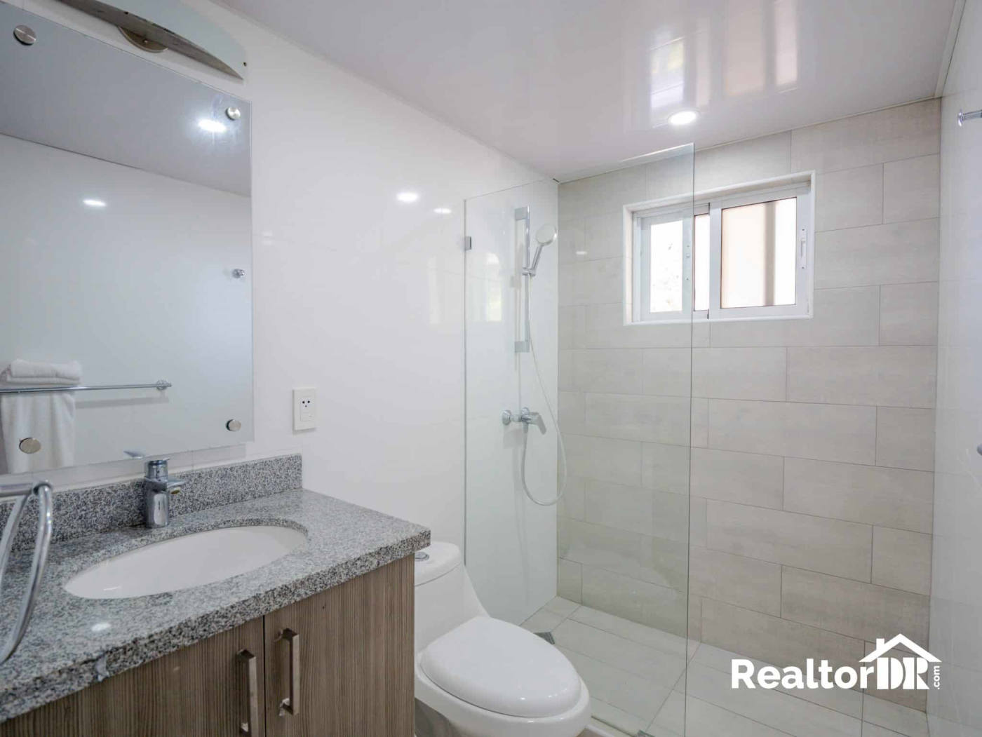 Квартира, 947 м², 249 000$ — FAKTOR
