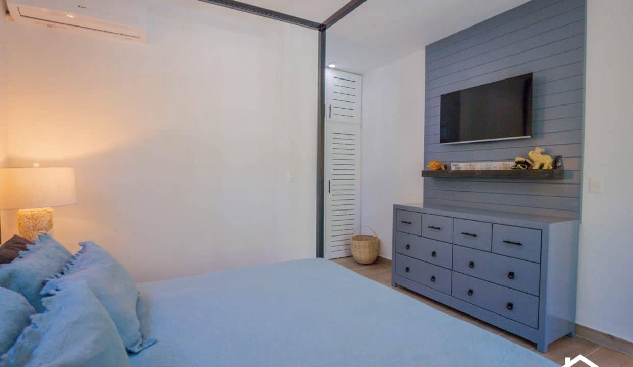Квартира, 1388 м², 298 000$ — FAKTOR