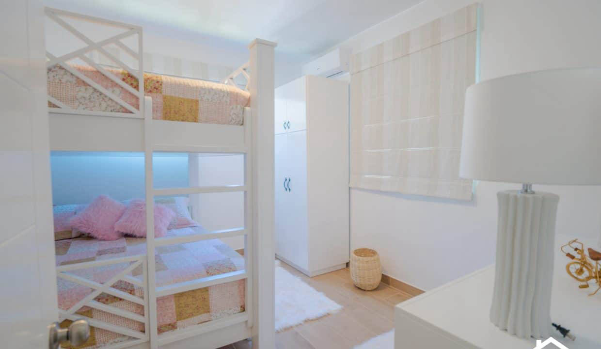 Квартира, 1388 м², 298 000$ — FAKTOR