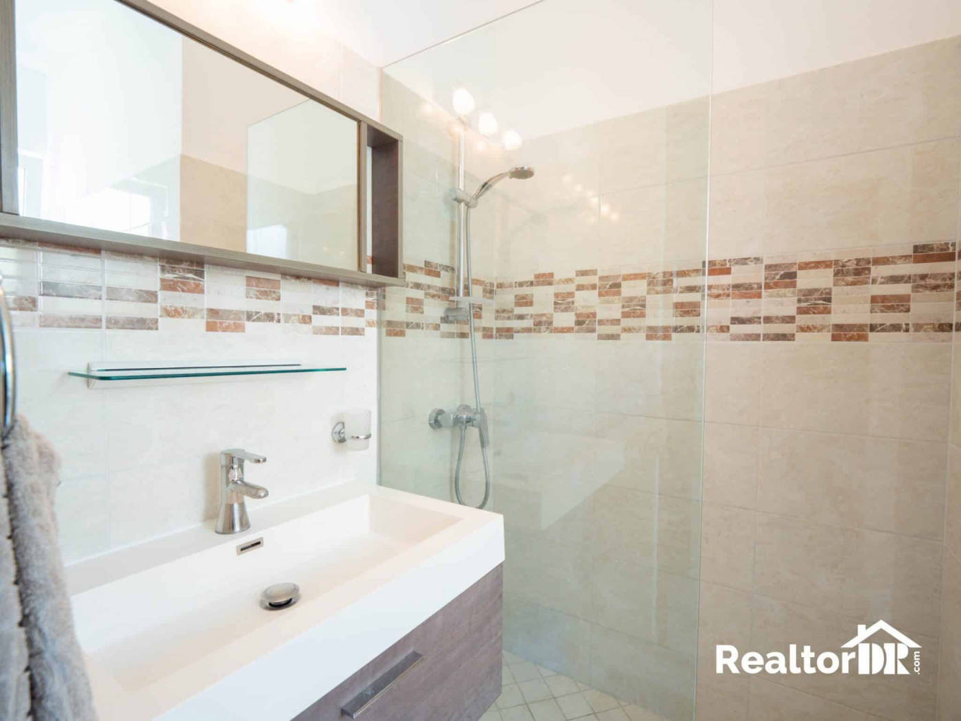 Квартира, 990 м², 207 000$ — FAKTOR