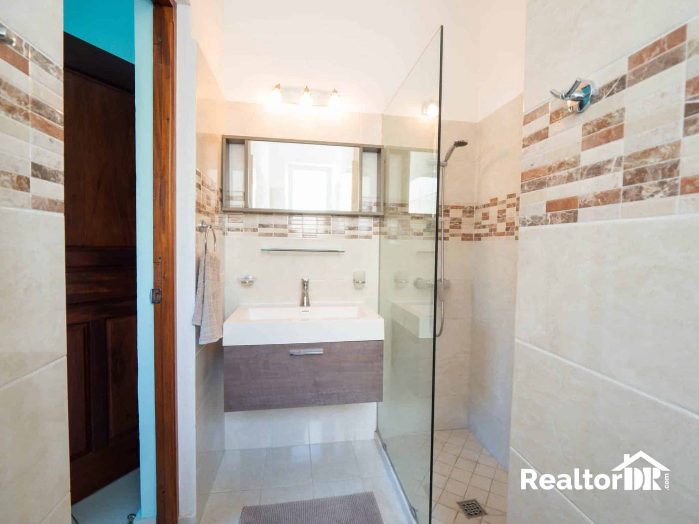 Квартира, 990 м², 207 000$ — FAKTOR