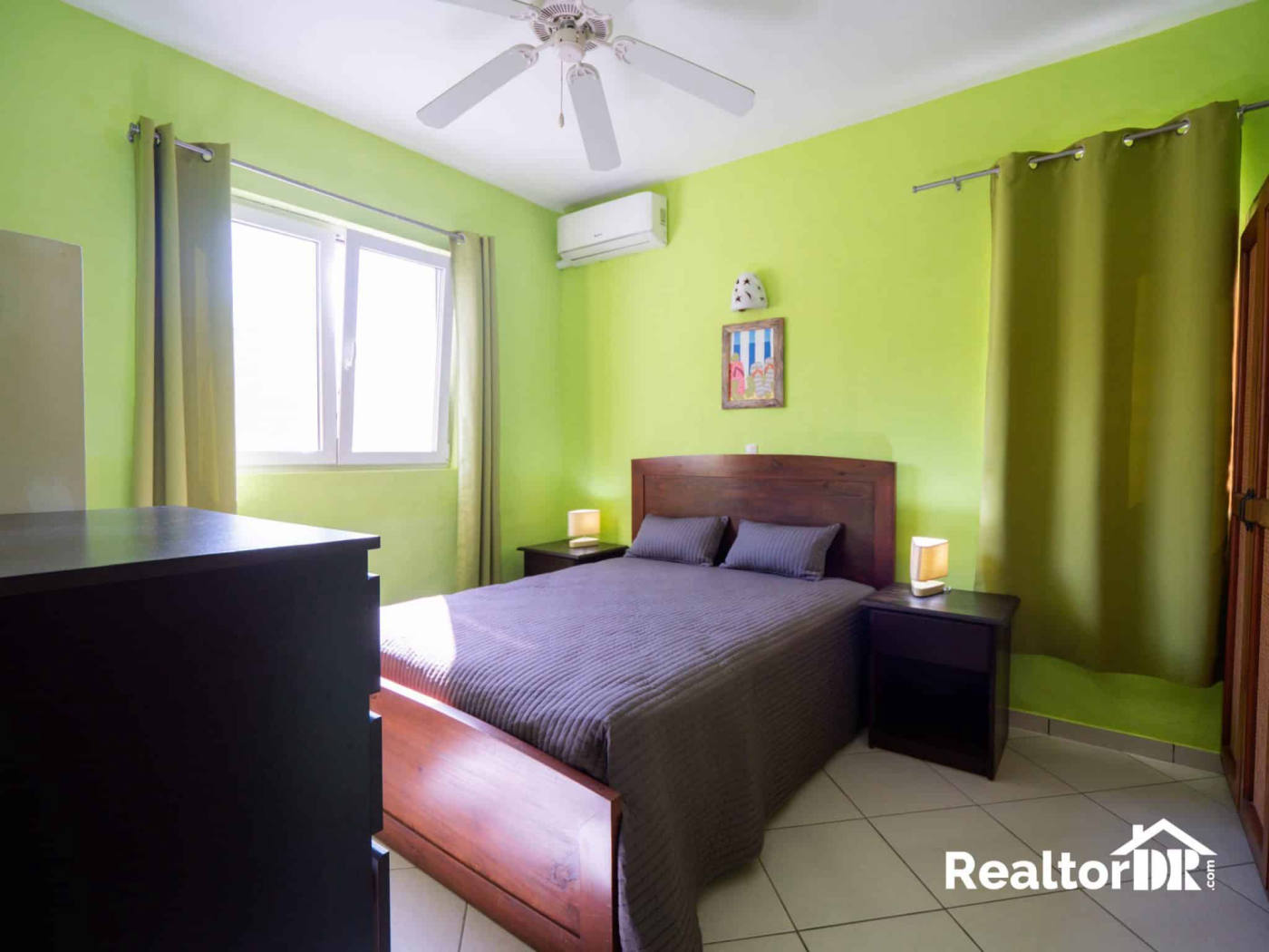 Квартира, 990 м², 207 000$ — FAKTOR