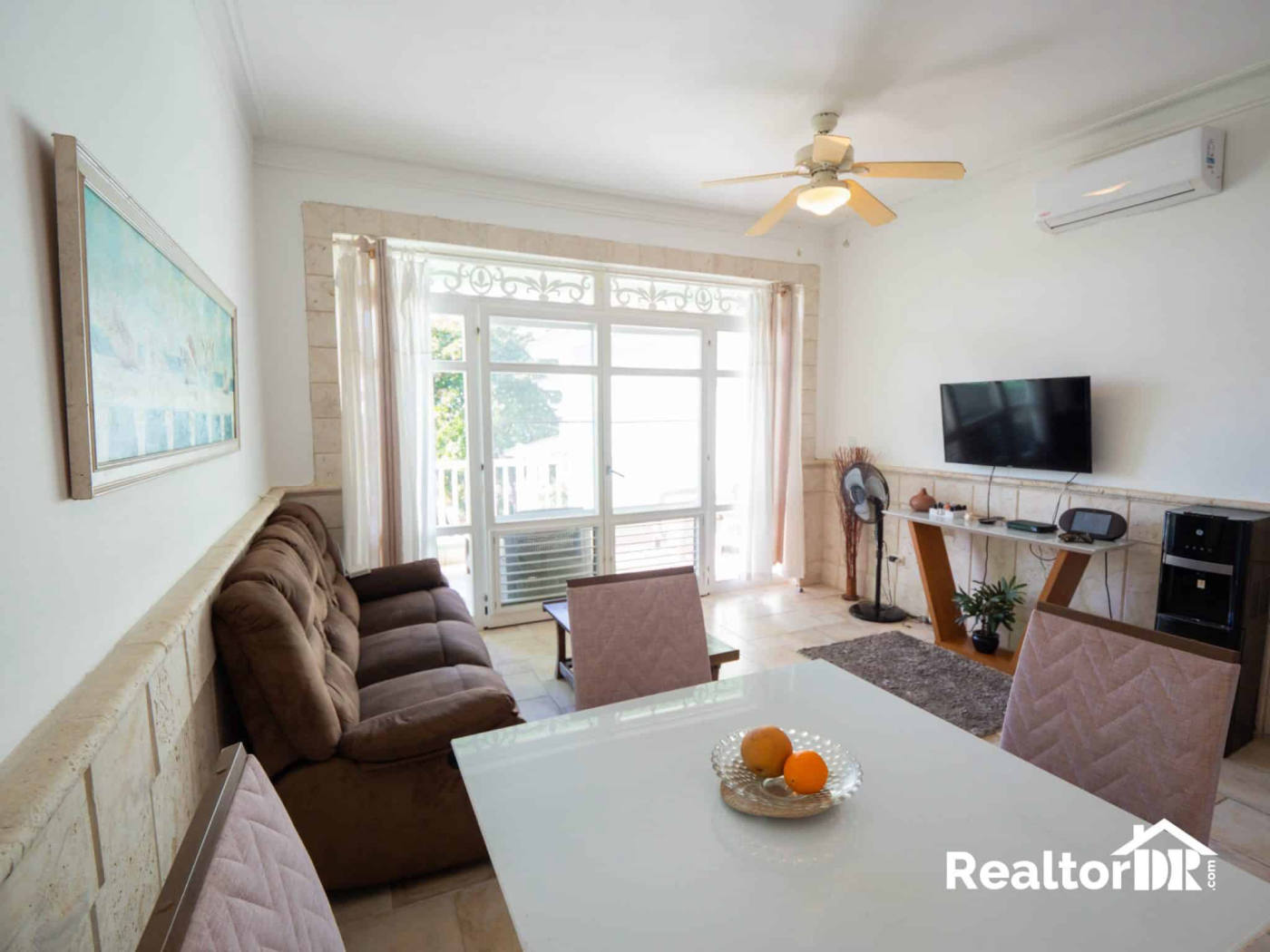 Квартира, 958 м², 349 000$ — FAKTOR