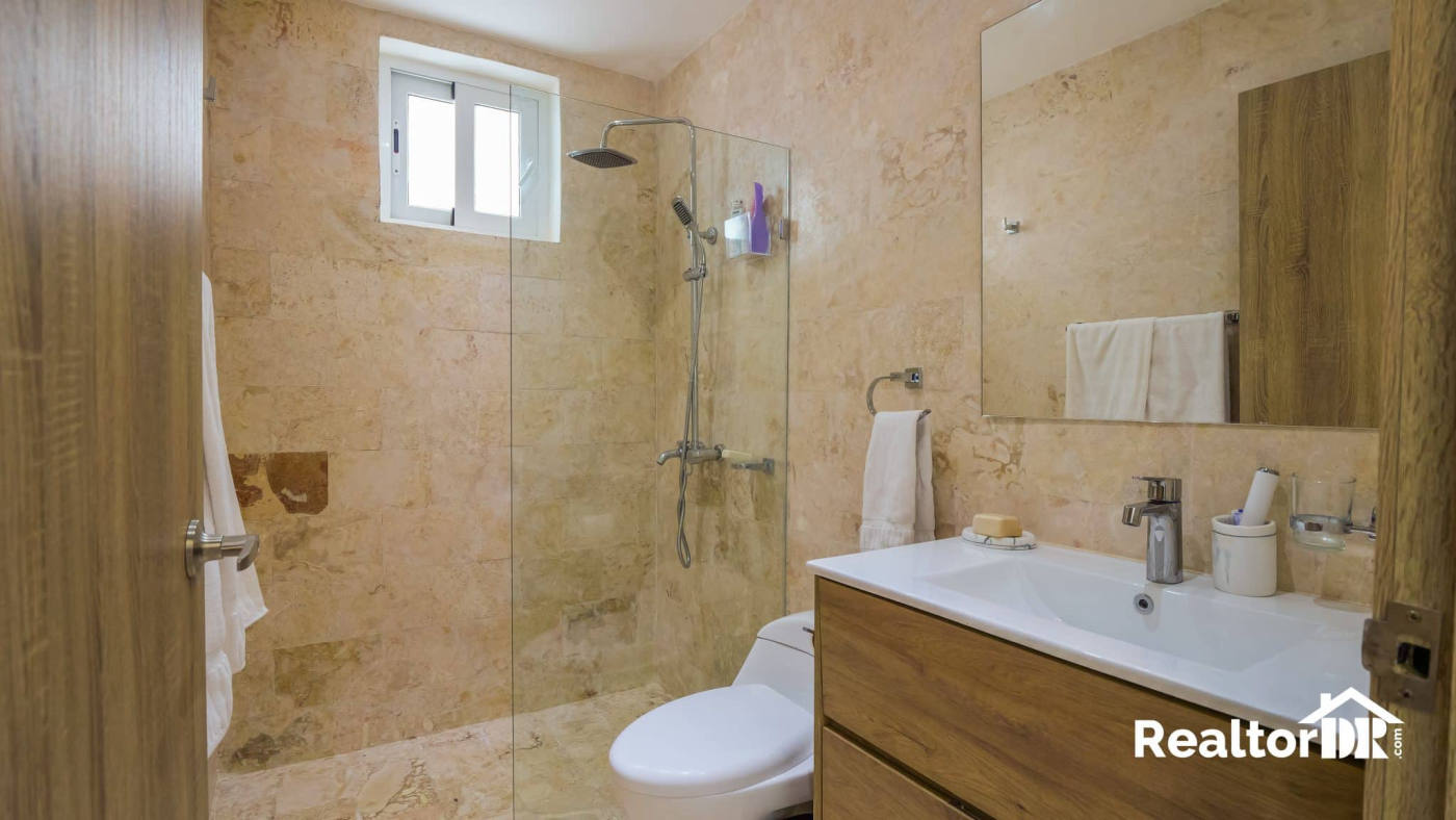 Квартира, 2239 м², 439 000$ — FAKTOR