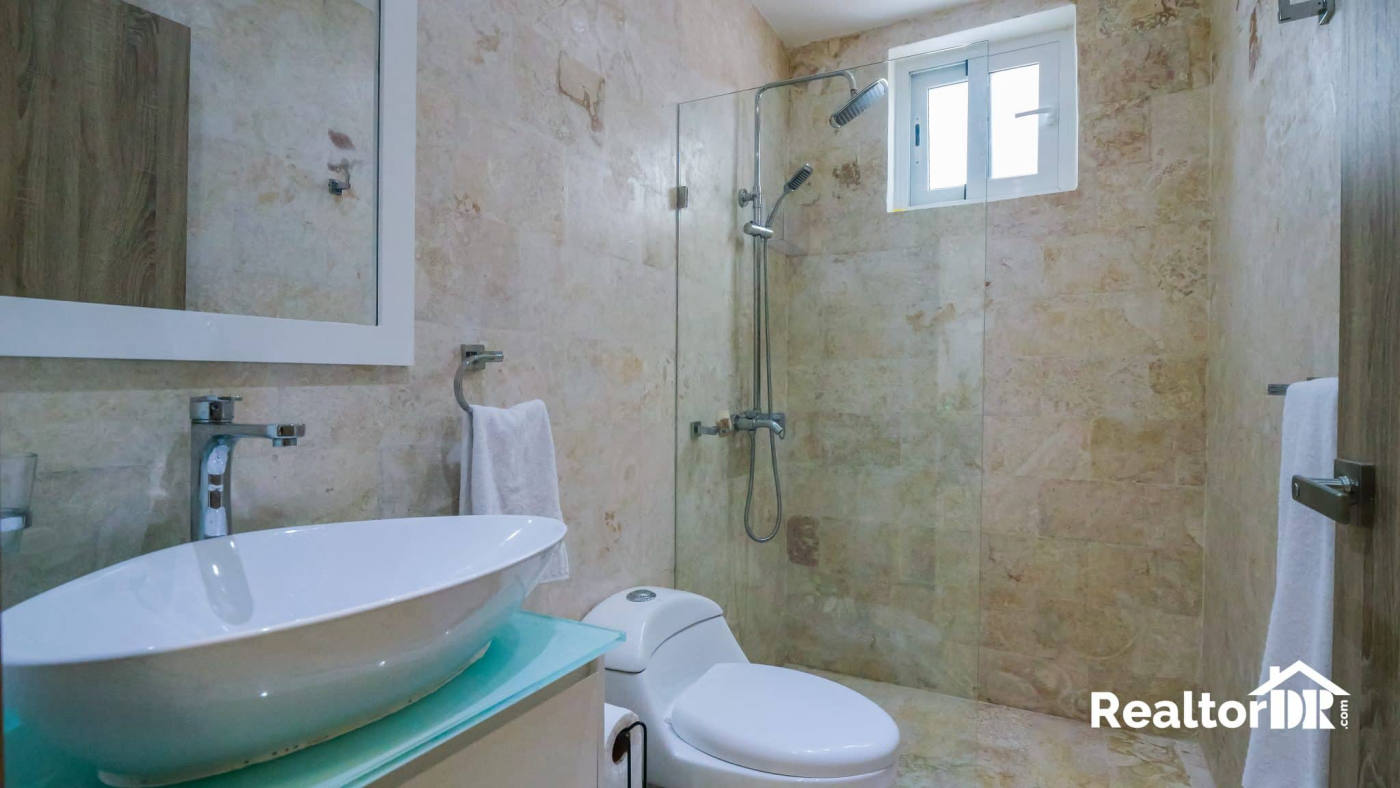 Квартира, 2239 м², 439 000$ — FAKTOR