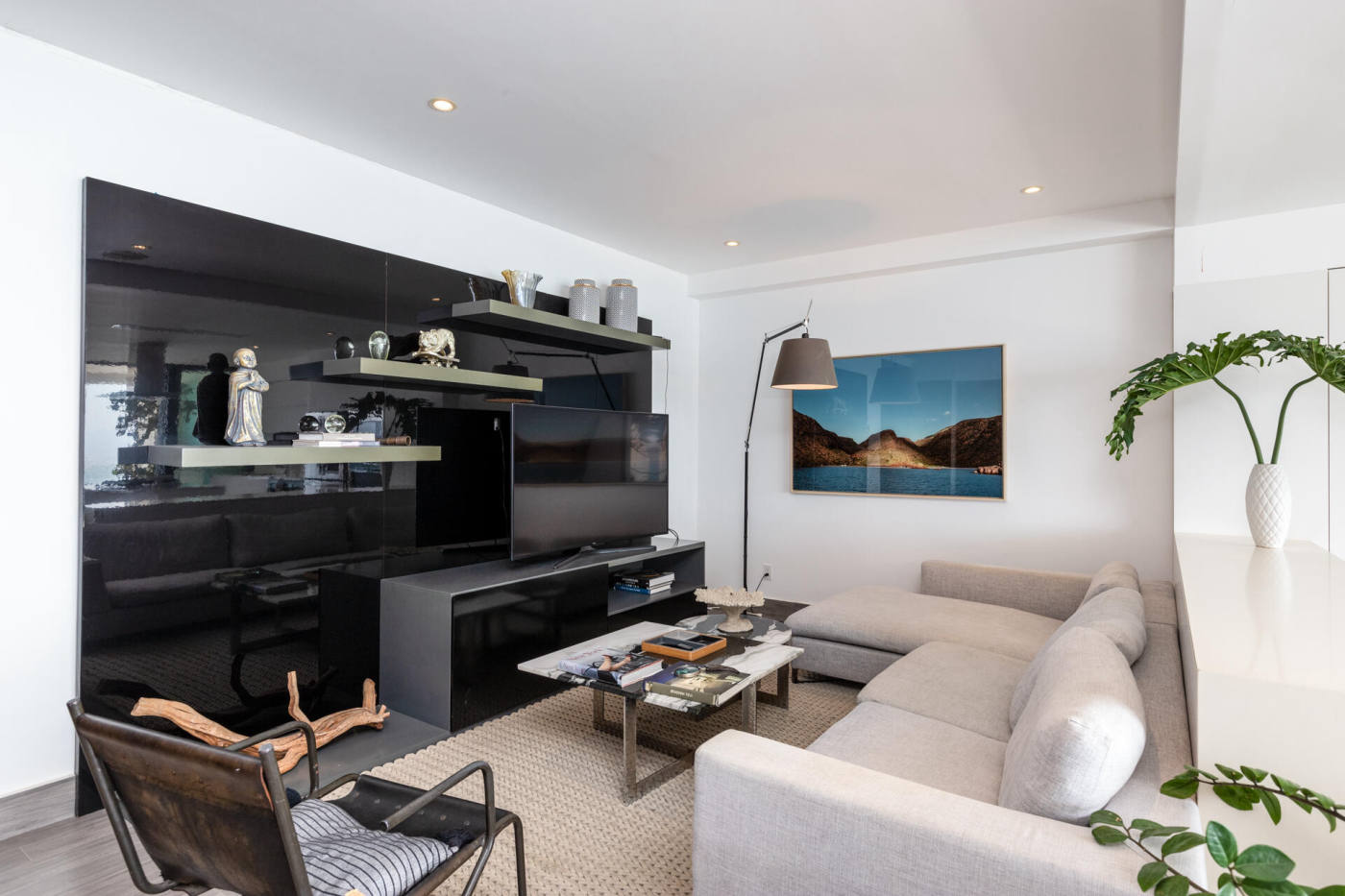 Квартира, 2797 м², 1 690 000$ — FAKTOR