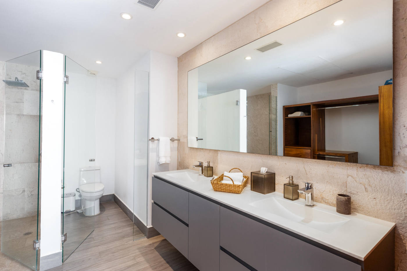 Квартира, 2797 м², 1 690 000$ — FAKTOR