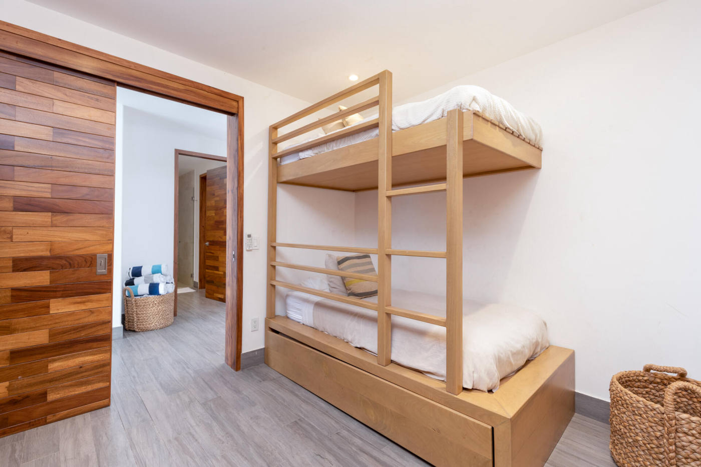Квартира, 2797 м², 1 690 000$ — FAKTOR