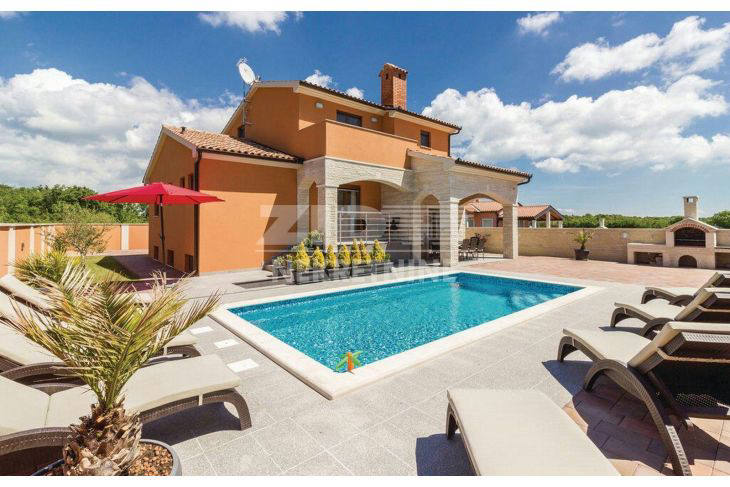 House, 3 627 m²
