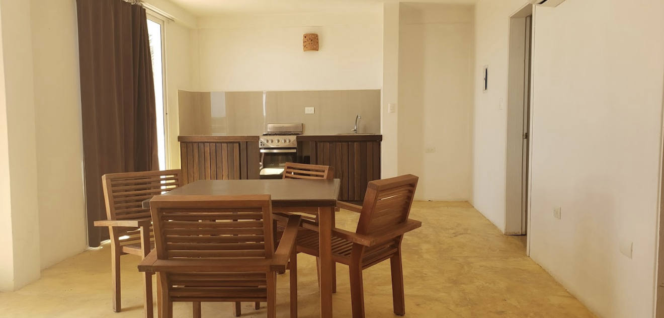Комерційна нерухомість, 10915 м², 2 200 000$ — FAKTOR