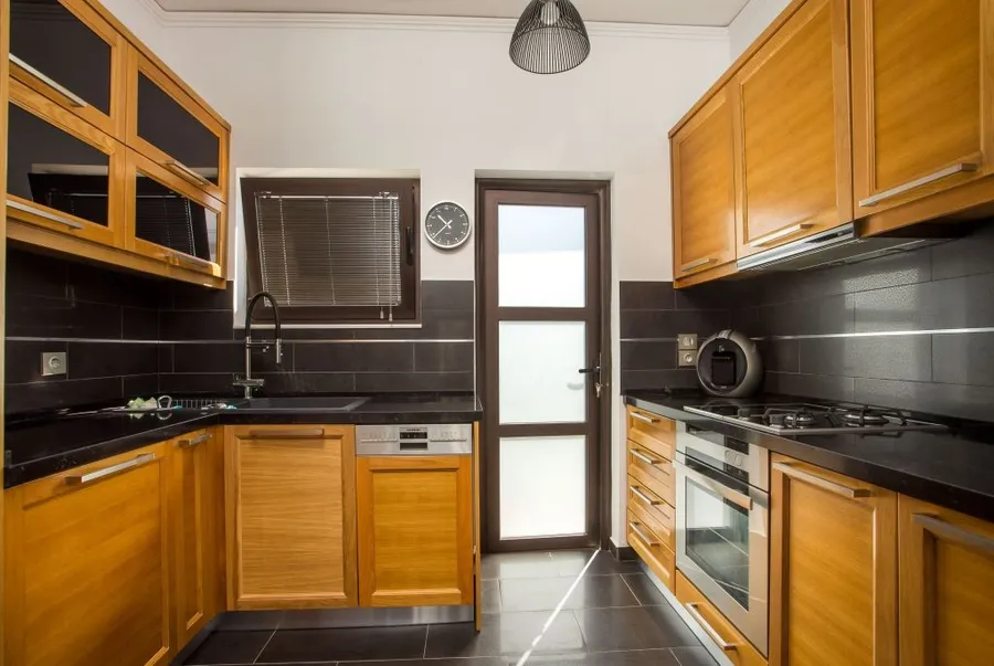 Квартира, 775 м², 288 000$ — FAKTOR