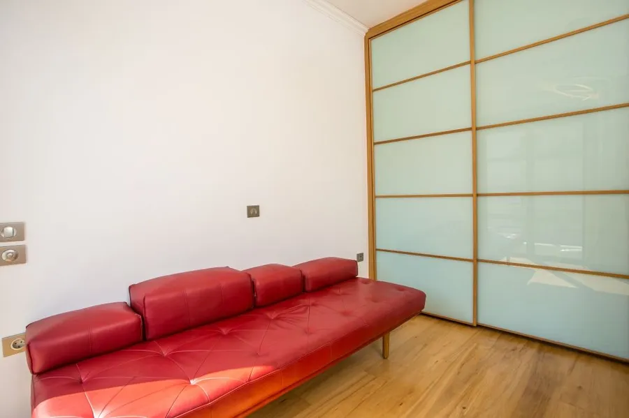 Квартира, 775 м², 288 000$ — FAKTOR