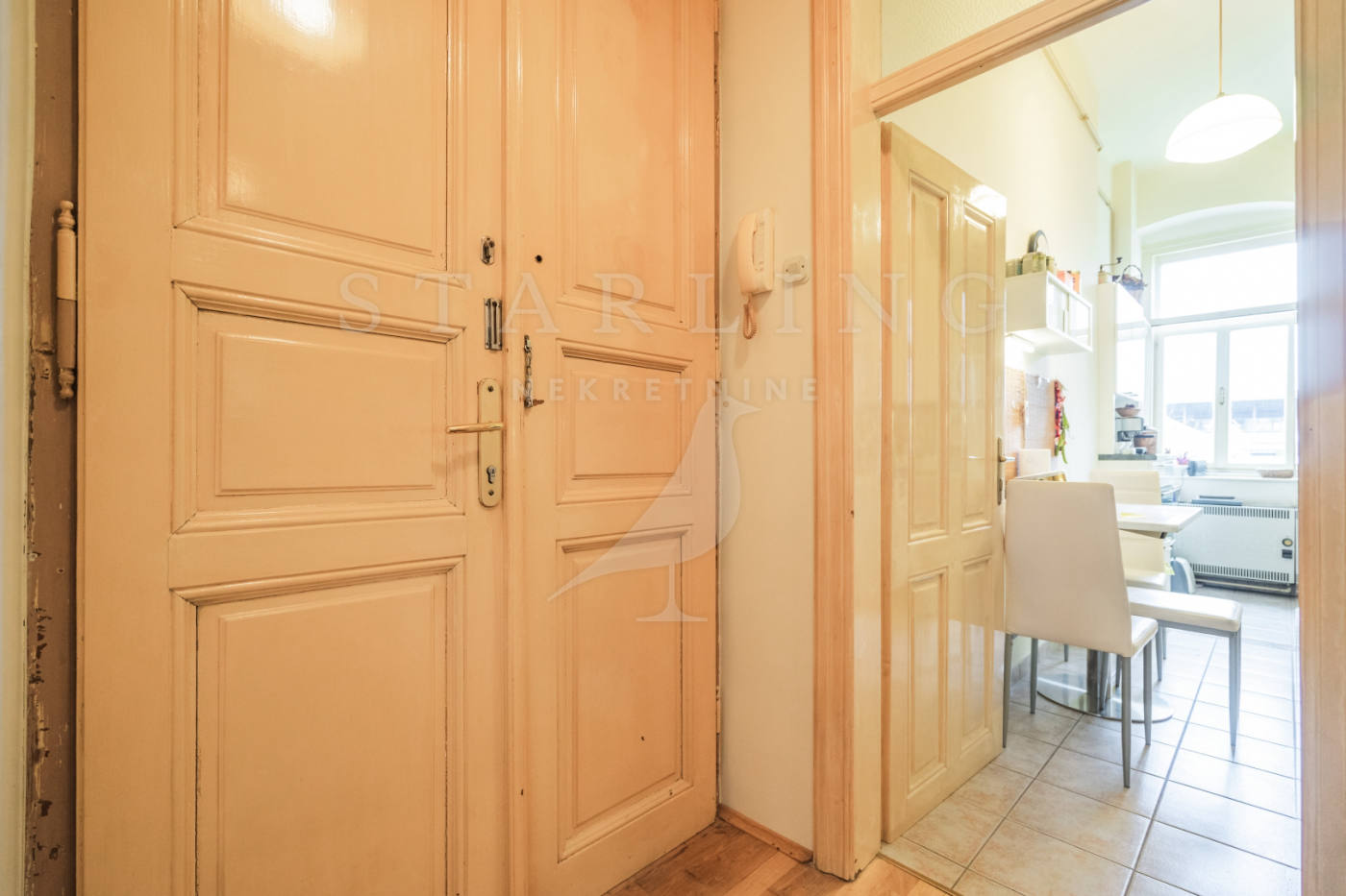 Квартира, 1054 м², 294 935$ — FAKTOR