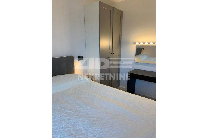 Квартира, 840 м², 359 000$ — FAKTOR