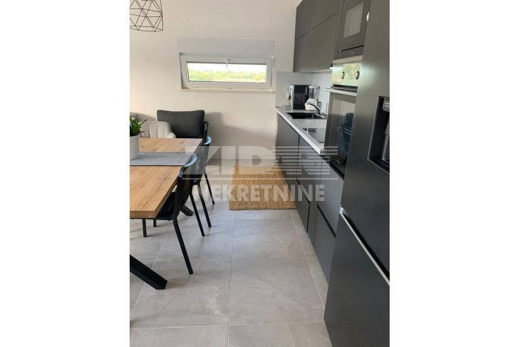 Квартира, 840 м², 359 000$ — FAKTOR