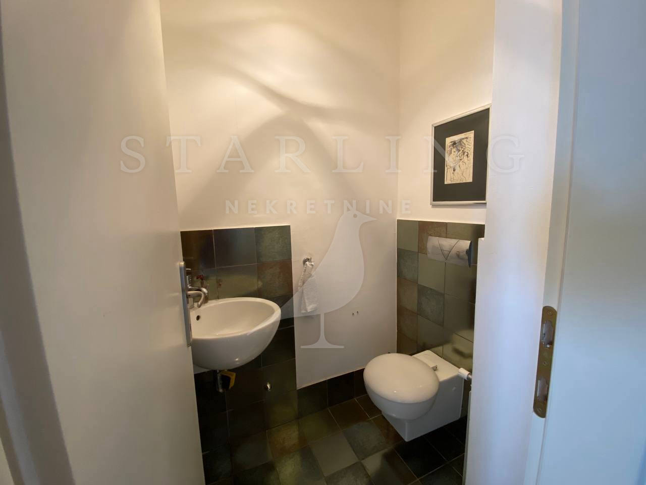 Квартира, 1443 м², 358 622$ — FAKTOR