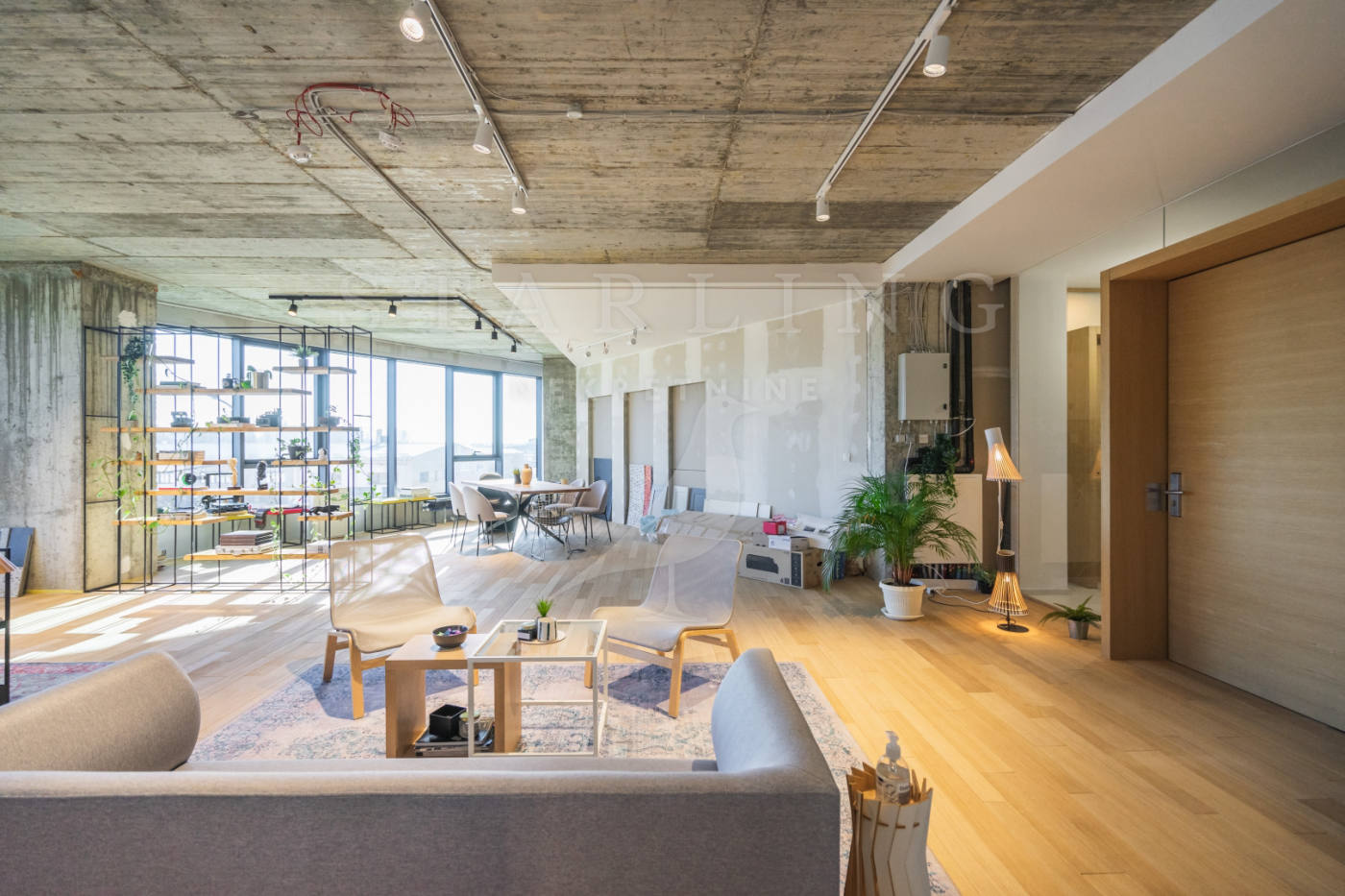 Квартира, 1302 м², 336 358$ — FAKTOR