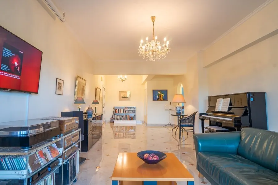 Квартира, 1152 м², 261 000$ — FAKTOR