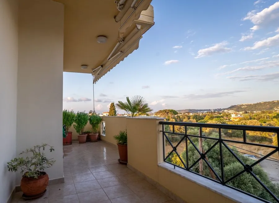 Квартира, 1152 м², 261 000$ — FAKTOR