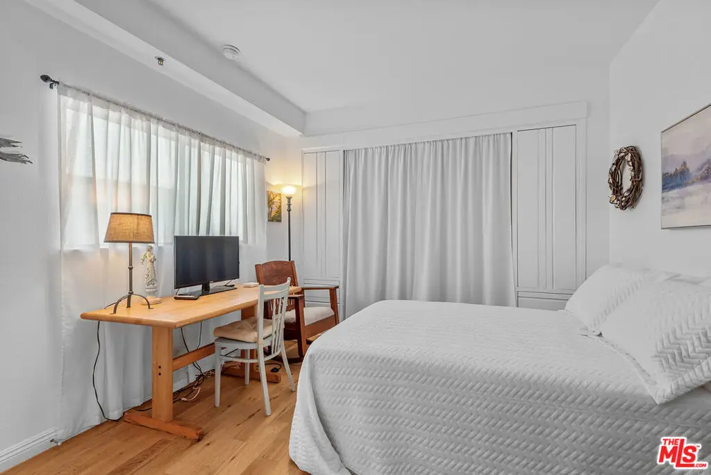 Квартира, 15371 м², 1 099 000$ — FAKTOR