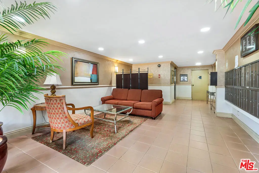Квартира, 15371 м², 1 099 000$ — FAKTOR