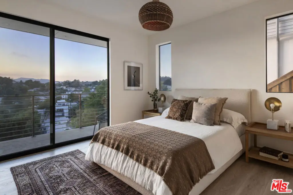 Квартира, 22637 м², 2 649 000$ — FAKTOR
