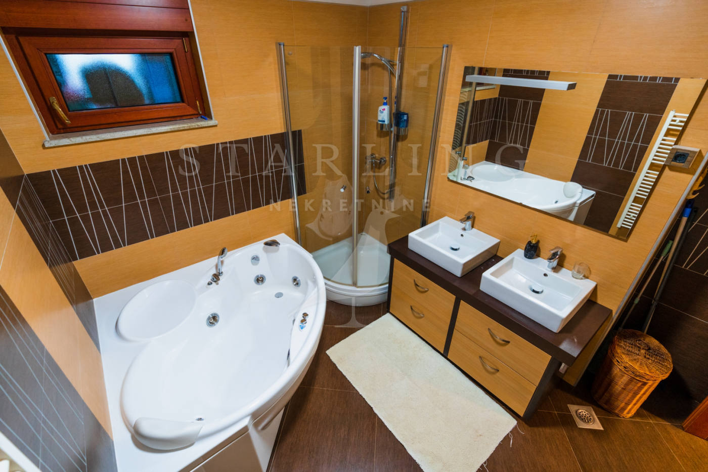 Квартира, 2046 м², 586 636$ — FAKTOR