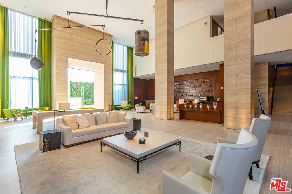 Квартира, 3880 м², 13 950 000$ — FAKTOR