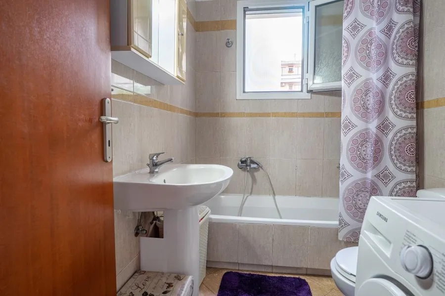 Квартира, 818 м², 160 000$ — FAKTOR