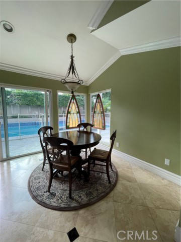 House, 2 845 m²
